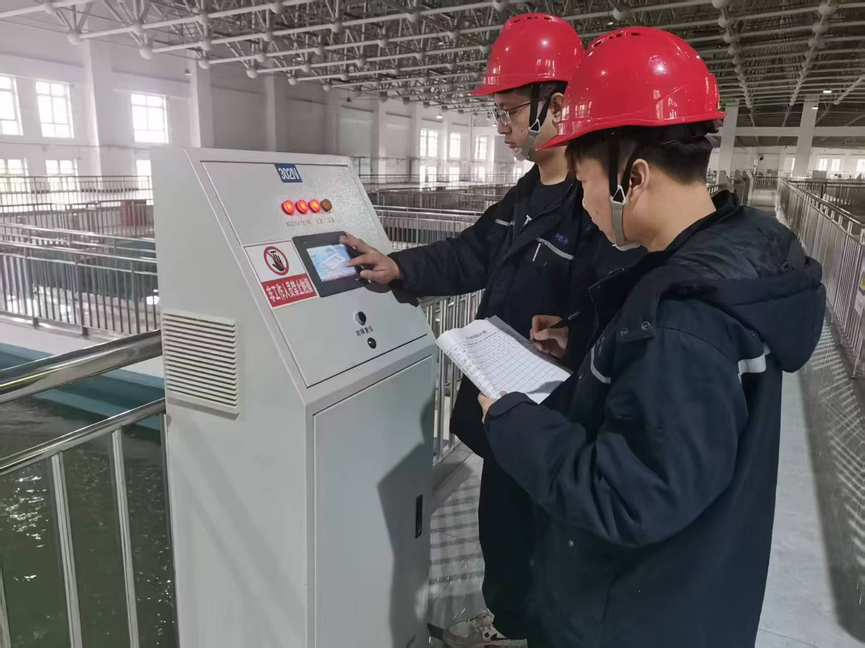 大干100天 決勝保目標(biāo)?|銀川中鐵水務(wù)團(tuán)委：百日攻堅(jiān)“青”力擔(dān)當(dāng) 水潤(rùn)萬(wàn)家“青”春建功